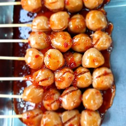 ลูกชิ้นหมูปิ้ง