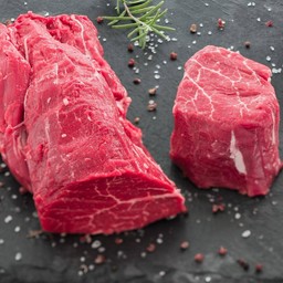Beef Meat - Tenderloin 200-250g. - Charolais Thai-aged 21 days