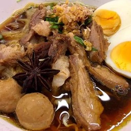 เตี๋ยวเนื้อ-ไข่ต้ม