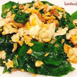 ใบเหลียงผัดไข่ใส่กุ้งแห้ง