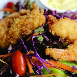 สลัดไข่ต้ม