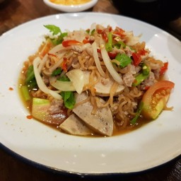 ยํามาม่า