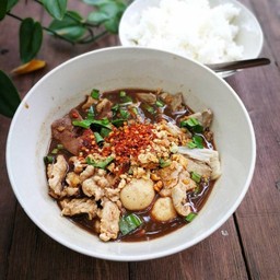 เกาเหลาหมูน้ำตก + ข้าวสวยร้อนๆ