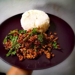 กะเพราล้อหมุ่น