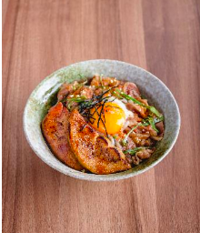 Beef Foie Gras Don ข้าวหน้าเนื้อและฟัวกราส์