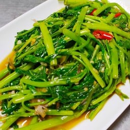 บุ้งไฟแดง