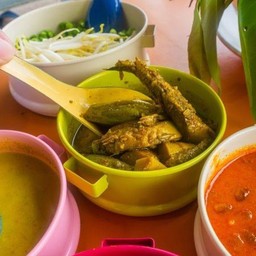 ขนมจีน แกงไตปลา