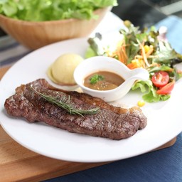 สเต็กเนื้อสันนอก( Australian Black )