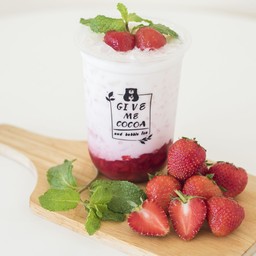 สตอเบอรี่ เฟรช มิ้ลล์