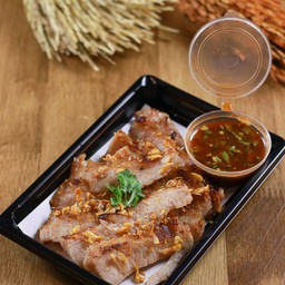 คอหมูย่างเตาถ่านออริจินอลคัดเลือกหมูพันธุ์ดี หมักด้วยสูตรเฉพาะ