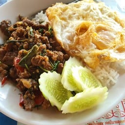 60฿