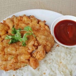 ไข่เจียวหมูสับราดข้าว