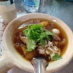 กระเพาะปลาแม่ไก่สามเสน