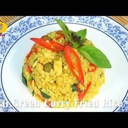 Green Curry Fried Rice (ข้าวผัดแกงเขียวหวาน)