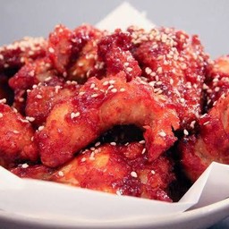 ไก่กรอบเคลือบซอสเกาหลี