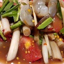 ตำไหลบัวกุ้งสด