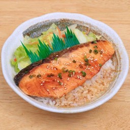 ข้าวสเต็กปลาเเซลมอน