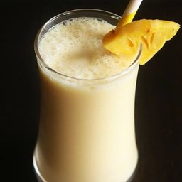 Pineapple Lassi (สัปรดโยเกิร์ต)