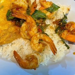 ข้าวกระเพรากุ้ง