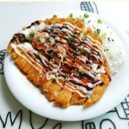 ข้าวไก่ทอดจัมโบ้