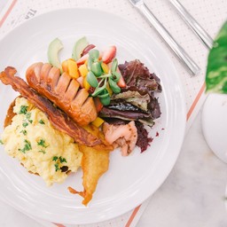 อาหารเช้าทีแฟคตอรี่