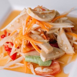 ส้มตำไทยหมูยอ