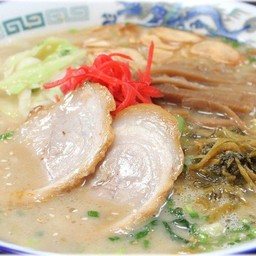 บะหมี่ซุปหมูอบน้ำข้นรสโชยู