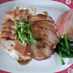 ข้าวหมูกรอบ+หมูแดง