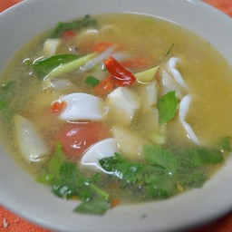 ต้มแซ่บปลาหมึก