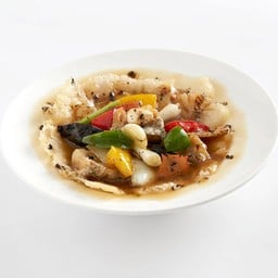 ก๋วยเตี๋ยวราดหน้าปลาเต้าซี่ (L)