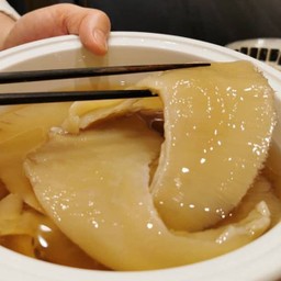 Sharkfin soup (half)