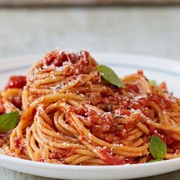 Spaghetti Tomato Sauce (สปาเก็ตตี้ราดซอสมะเขือเทศ)