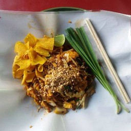 ผัดไทยคลองหลวงร้านป้าเล็ก