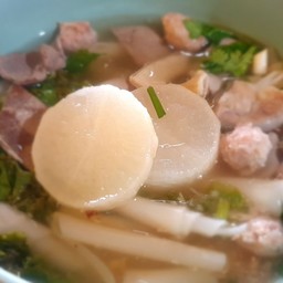 ก๋วยจั๊บน้ำใส