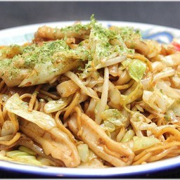 บะหมี่ผัดซอสญี่ปุ่น