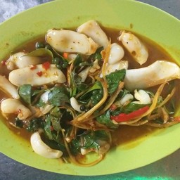 ปลาหมึกผัดฉ่า