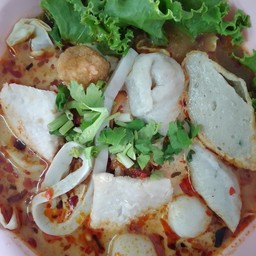 เกาเหลาต้มยำรวม