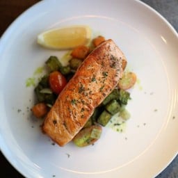 SALMON STEAK