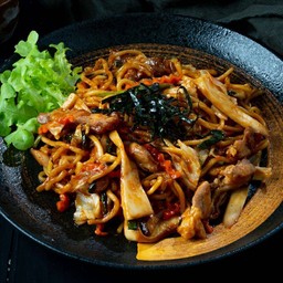 ยากิโซบะหมู