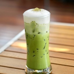 มัทฉะลาเต้ (เย็น)