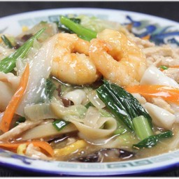 โกยซีหมี่ทรงเครื่องเส้นกรอบ