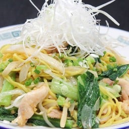 บะหมี่ผัดซอสเกลือ