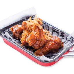 ปีกไก่ซอสฮังกรี้เนิร์ด