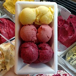Gelato Box XL 750 g. - 3 รสชาติ