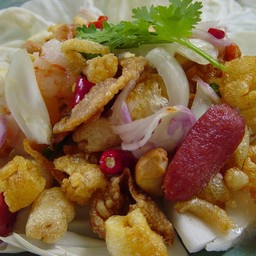 ยำสามกรอบ