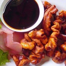 ไส้หมูพะโล้ทอด