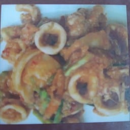 ปลาหมึกผัดผง