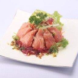 ส้มตำแซลมอน