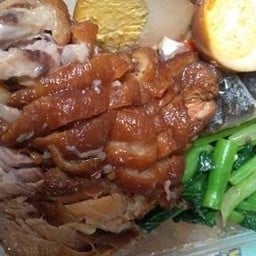 ขาหมูน้ำข้น By เจ้จวบ