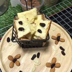 ปังเนยหนึบ ชุดเล็ก (7 ชิ้น)